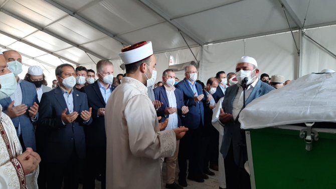 Cumhurbaşkanı Erdoğan’ın Avukatlarından İ̇nal’ın Acı Günü