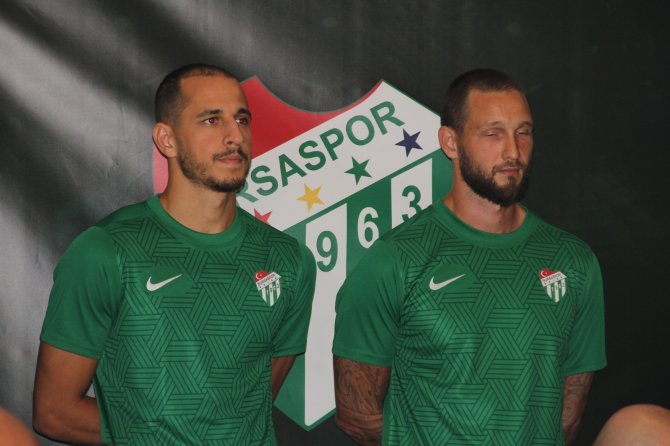 Bursaspor Yeni Transferleri İçin Toplu İmza Töreni Düzenledi