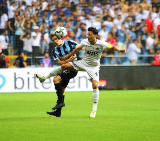 Süper Lig: Adana Demirspor: 0 - Fenerbahçe: 0 (Maç Devam Ediyor)