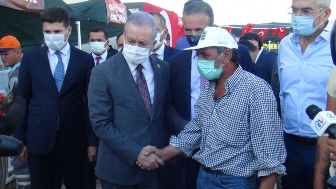 Mhp’den Manavgat’a 2 Bin 393 Küçükbaş, 107 Büyükbaş Hayvan Desteği