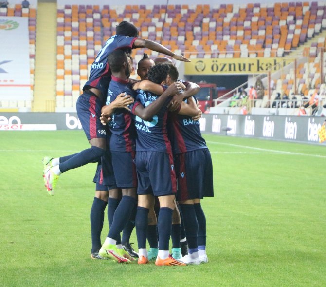 Süper Lig: Yeni Malatyaspor: 0 - Trabzonspor: 2 (Maç Devam Ediyor)