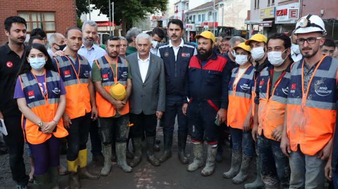 Binali Yıldırım: “Bu Yaralar Sarılacak, Yeni Güzel Günlere Birlikte Erişeceğiz”