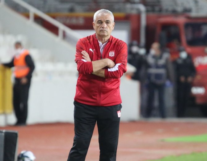 Rıza Çalımbay: “Takım Gayet İyi Hiçbir Sorunumuz Yok”