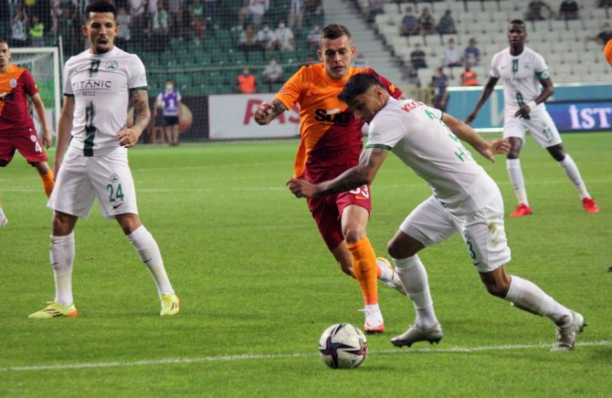Süper Lig: Giresunspor: 0 - Galatasaray: 2 (Maç Sonucu)