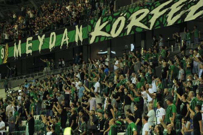 Mustafa Reşit Akçay’dan Kocaelispor Taraftarı Yorumu: Kazma Da Değil Yani!