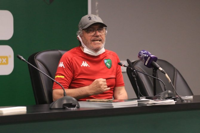 Mustafa Reşit Akçay’dan Kocaelispor Taraftarı Yorumu: Kazma Da Değil Yani!