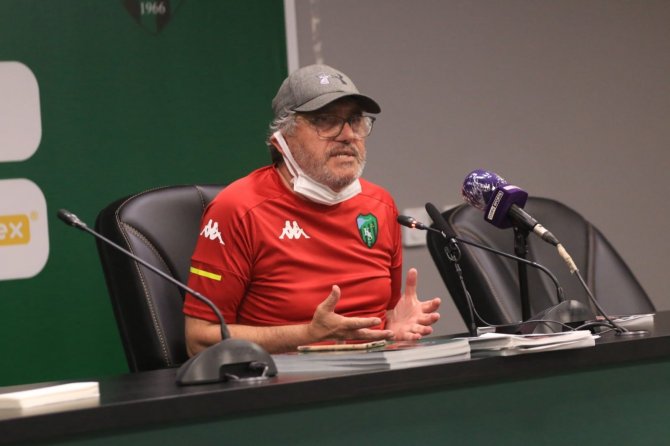 Mustafa Reşit Akçay’dan Kocaelispor Taraftarı Yorumu: Kazma Da Değil Yani!