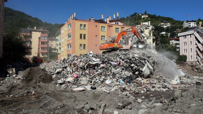 Felaketin 7’nci Gününde De Çalışmalar Devam Ediyor