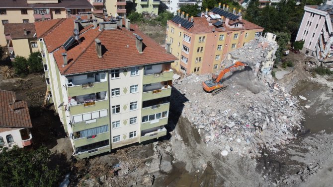 Felaketin 7’nci Gününde De Çalışmalar Devam Ediyor