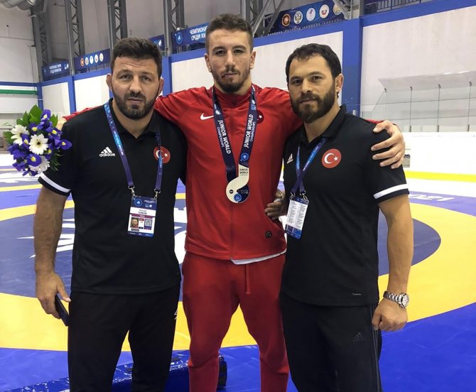 Polat Polatçı Ve Muhammed Karavuş Gümüş Madalya Kazandı