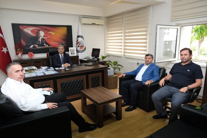 Başkan Şenlikoğlu’ndan Hayırlı Olsun Ziyaretleri