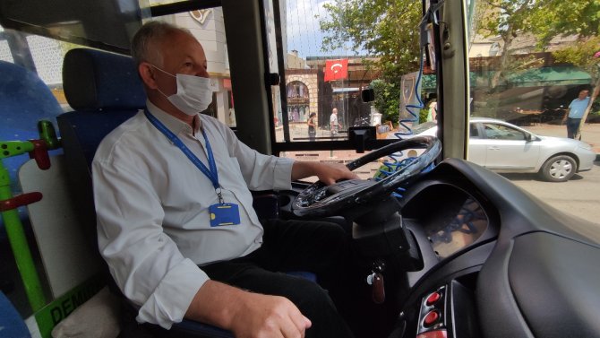 İ̇smini Bilen Yok, Herkes Onu "Hoş Geldin Şoför" Olarak Tanıyor