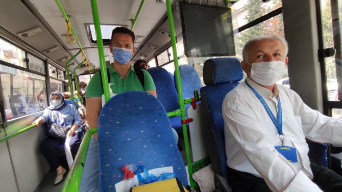 İ̇smini Bilen Yok, Herkes Onu "Hoş Geldin Şoför" Olarak Tanıyor