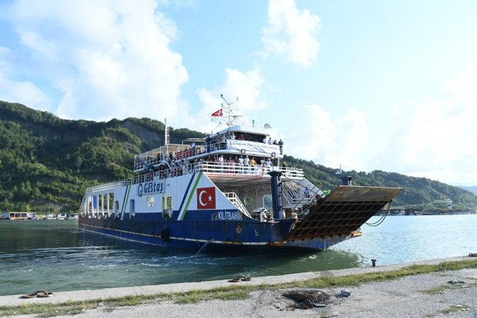 Karadeniz’deki Sel Felaketinde 578 Vatandaş İle 115 Araç Feribot İle Tahliye Edildi