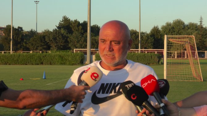 Hikmet Karaman Kayserispor’la İlk Antrenmana Çıktı