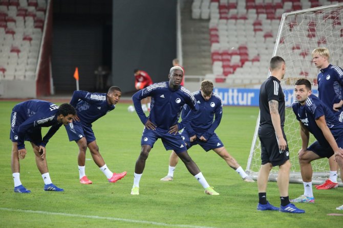 Kopenhag, Sivasspor Maçı Hazırlıklarını Sivas’ta Sürdürdü