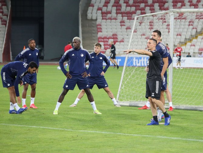 Kopenhag, Sivasspor Maçı Hazırlıklarını Sivas’ta Sürdürdü