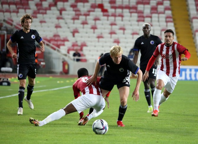 Uefa Avrupa Konferans Ligi: Sivasspor: 0 - Kopenhag: 0 (İ̇lk Yarı)