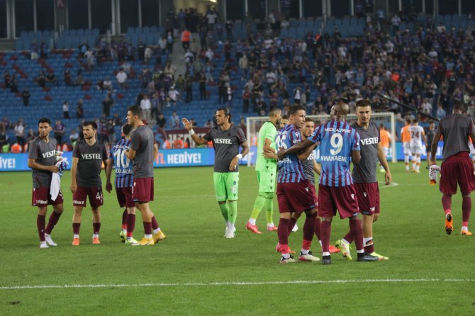Uefa Konferans Ligi: Trabzonspor: 1 - As Roma: 2 (Maç Sonucu)