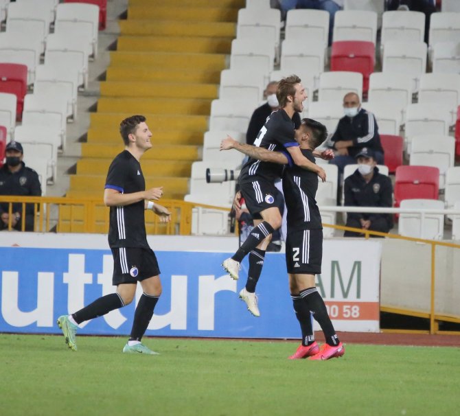 Uefa Avrupa Konferans Ligi: Sivasspor: 1 - Kopenhag: 2 (Maç Sonucu)
