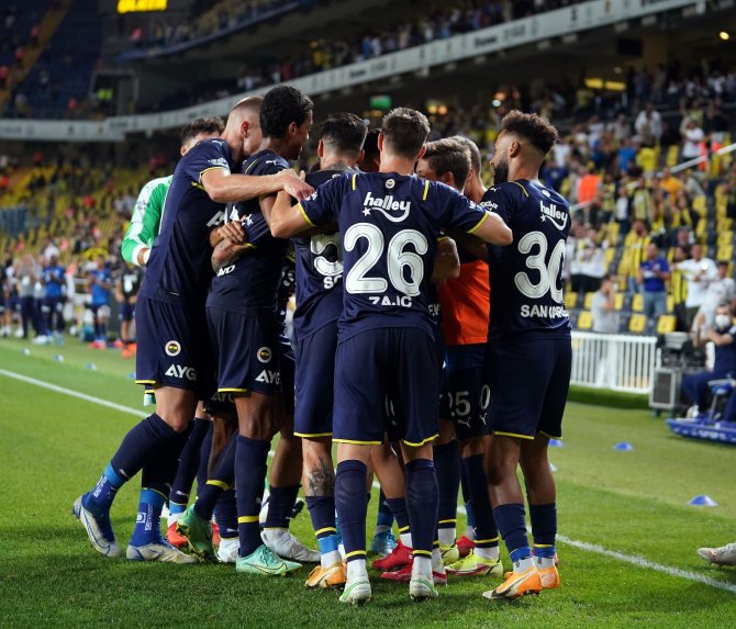 Fenerbahçe Avantajı Elde Etti