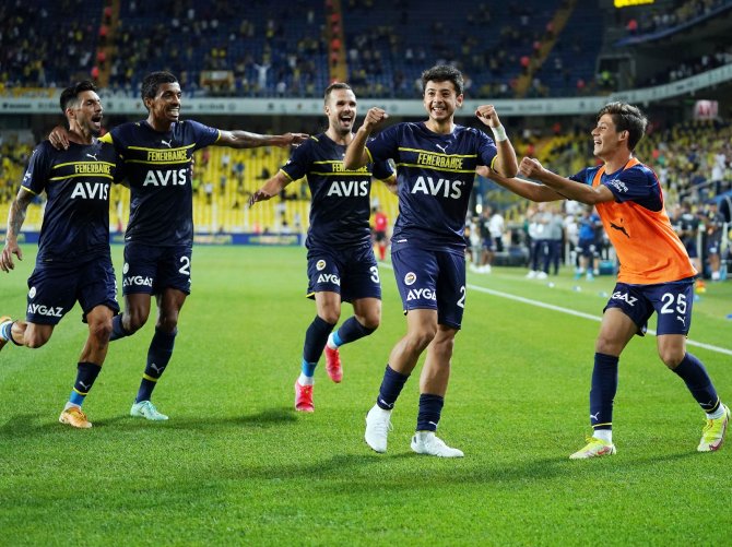 Fenerbahçe Avantajı Elde Etti