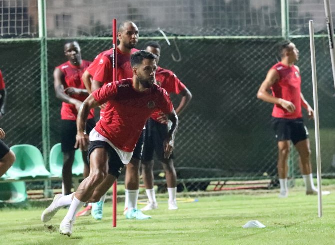 Alanyaspor, Altay Maçı Hazırlıklarını Tamamladı