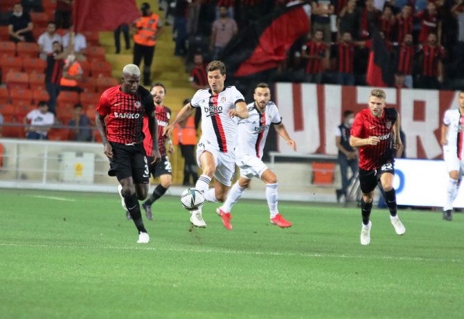 Süper Lig: Gaziantep Fk: 0 - Beşiktaş: 0 (Maç Devam Ediyor)