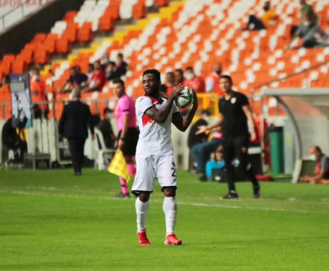 Tff 1. Lig: Adanaspor: 0 - Gençlerbirliği: 0 (İ̇lkyarı Sonucu)