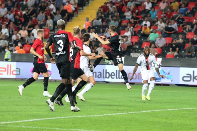 Süper Lig: Gaziantep Fk: 0 - Beşiktaş: 0 (İ̇lk Yarı)