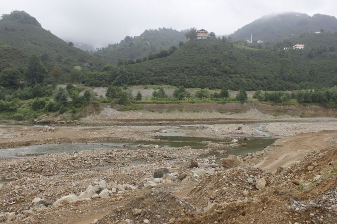 Giresun’da Selde Şehit Olan 5’i Jandarma 6 Kişi Anıldı