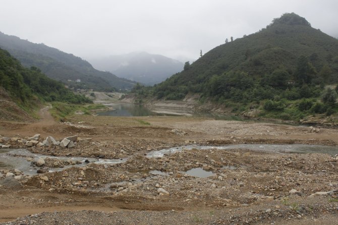 Giresun’da Selde Şehit Olan 5’i Jandarma 6 Kişi Anıldı