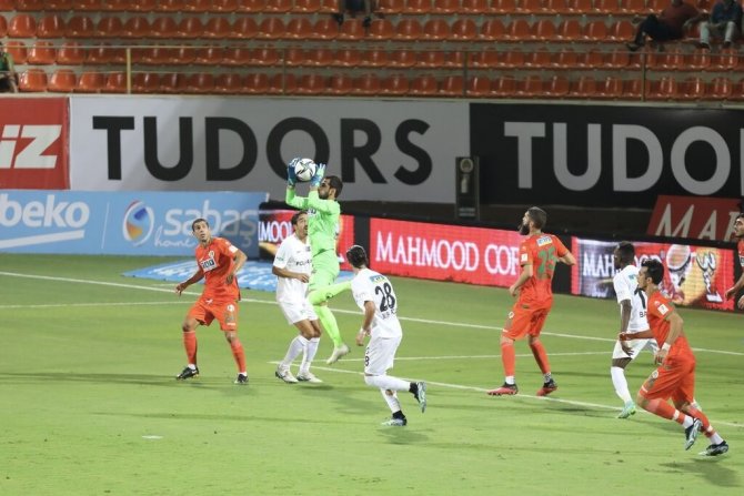 Süper Lig: Alanyaspor: 1 - Altay: 4 (Maç Sonucu)