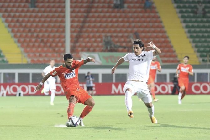 Süper Lig: Alanyaspor: 1 - Altay: 4 (Maç Sonucu)