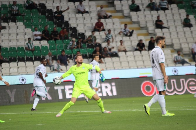 Süper Lig: Konyaspor: 0 - Başakşehir: 1 (İ̇lk Yarı)