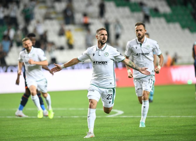 Süper Lig: Konyaspor: 2 - Başakşehir: 1 (Maç Sonucu)