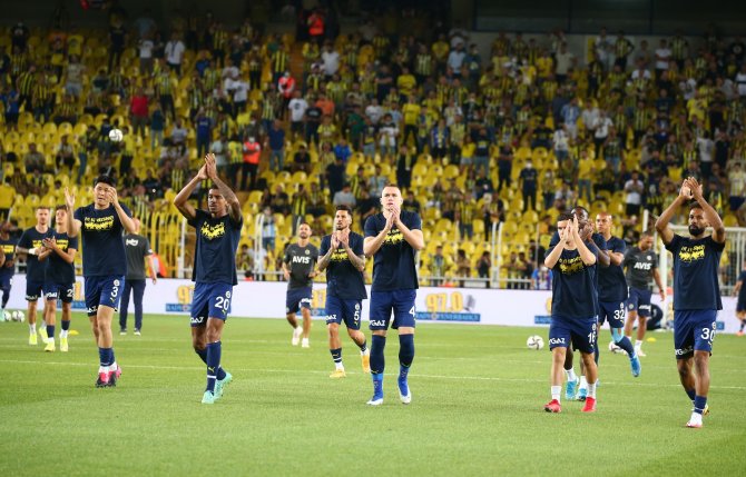 Süper Lig: Fenerbahçe: 0 - Antalyaspor: 0 (Maç Devam Ediyor)