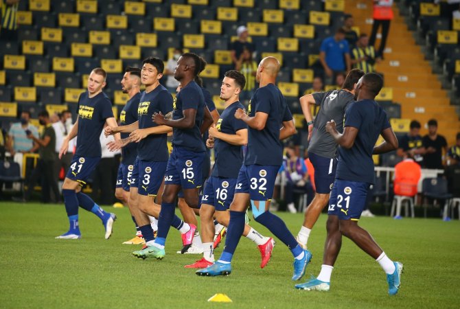 Süper Lig: Fenerbahçe: 0 - Antalyaspor: 0 (Maç Devam Ediyor)