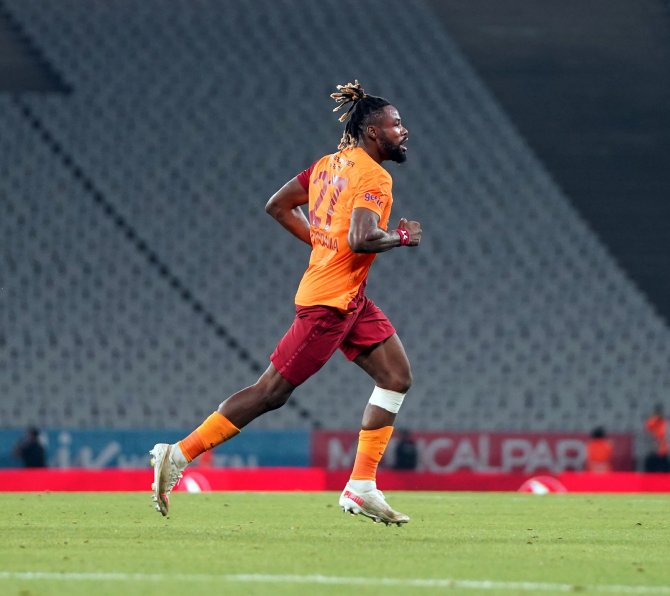 Galibiyet Golü Christian Luyindama’dan