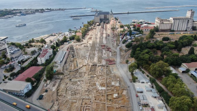 Haydarpaşa Garı Çevresindeki Kazılarda Tarihi Yapılar Gün Yüzüne Çıkmaya Devam Ediyor