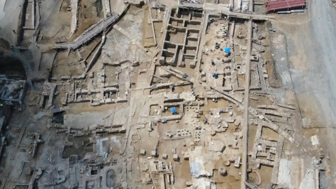 Haydarpaşa Garı Çevresindeki Kazılarda Tarihi Yapılar Gün Yüzüne Çıkmaya Devam Ediyor