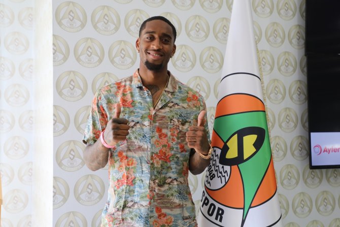 Leroy Fer Aytemiz Alanyaspor’da