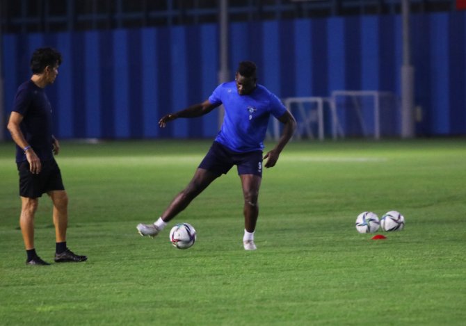 Samet Aybaba: “Belhanda Da Memnun Değil Kendisinden”