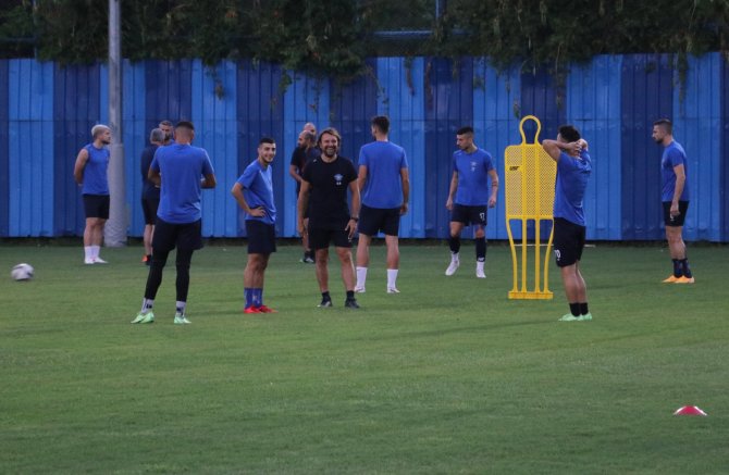 Samet Aybaba: “Belhanda Da Memnun Değil Kendisinden”