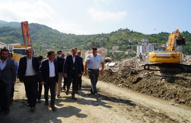 Fatih Erbakan: “Afet Bölgesinde Çok Hummalı, Ciddi Derecede Bir Çalışma Yürütülüyor”