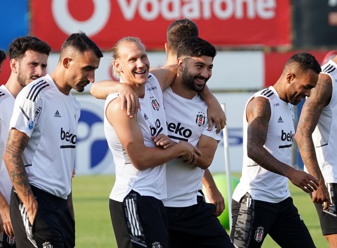 Beşiktaş’ta Neşeli Antrenman