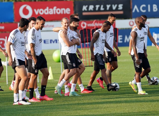 Beşiktaş’ta Neşeli Antrenman