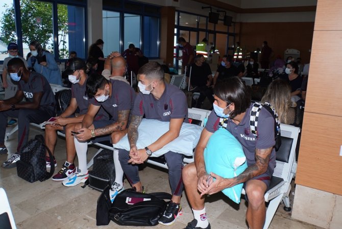 Trabzonspor Tur İçin Roma’ya Uçtu