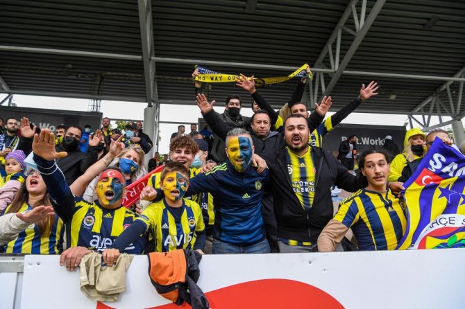 Uefa Avrupa Ligi: Hjk Helsinki: 1 - Fenerbahçe: 2 (İ̇lk Yarı)