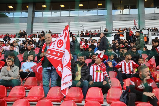 Sivasspor’a Gurbetçi Desteği